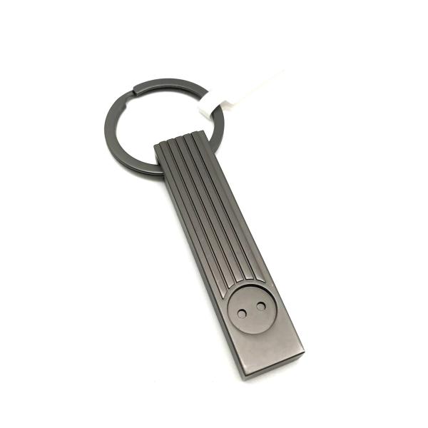 Buy TT Payment Term Metal Keychain Holder with Customized Logo at wholesale prices