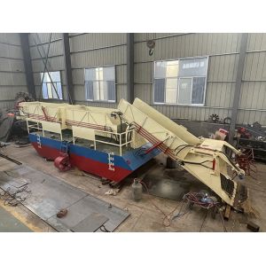 8CBM 80kw Eco Harvester Are Used To Collect And Clean River Water Plants