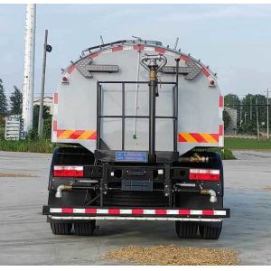 Custom's Requirement and Pure Electric Pressure Cleaning Truck Sustainable