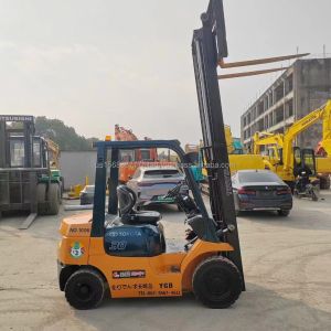 Powerful Diesel Engine Used Toyota 7F30 Forklift with 3000 kg Weight at Great