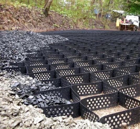 Buy Plastic HDPE Geocell Geoweb Erosion Control For Steep Embankment at wholesale prices