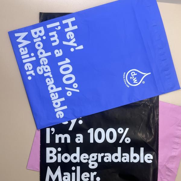 Buy Apricot Photooxygen Degradation Eco Friendly Shipping Mailers Compostable Mailer Bags at wholesale prices