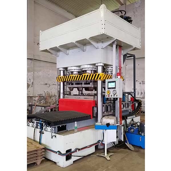 Buy Reusable Pressed Wood Pallet Making Machine 18.5kW 220V at wholesale prices