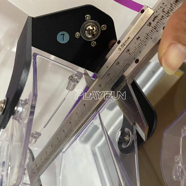 Coin-Operated Ferris Wheel Arcade Prize Machine Amusement Small Gift Machine Support Bill Acceptor