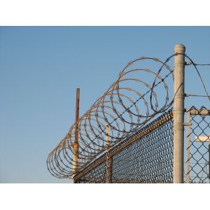 hot dipped galvanized razor wire isolation barrier spiral intersecting razor