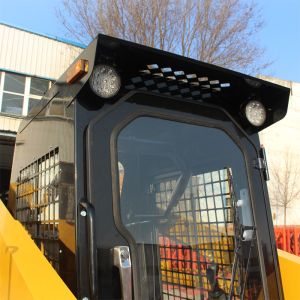 1700kg Diesel Powered Wheeled Mini Loader Machine Small Skidsteers