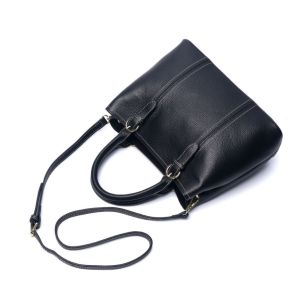 Black First Layer Cowhide Leather Tote Handbags ODM Zipper
