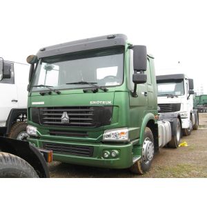 China sinotruk howo 4x2 Tractor truck on sale