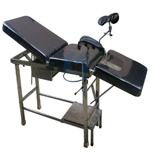 Buy Three Section Mattress Common Hospital Delivery Bed Manual Dustbin Optional at wholesale prices