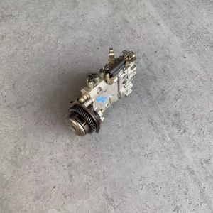 Genuine New 4BG1 Fuel Pump For Nissan Engines Replacement