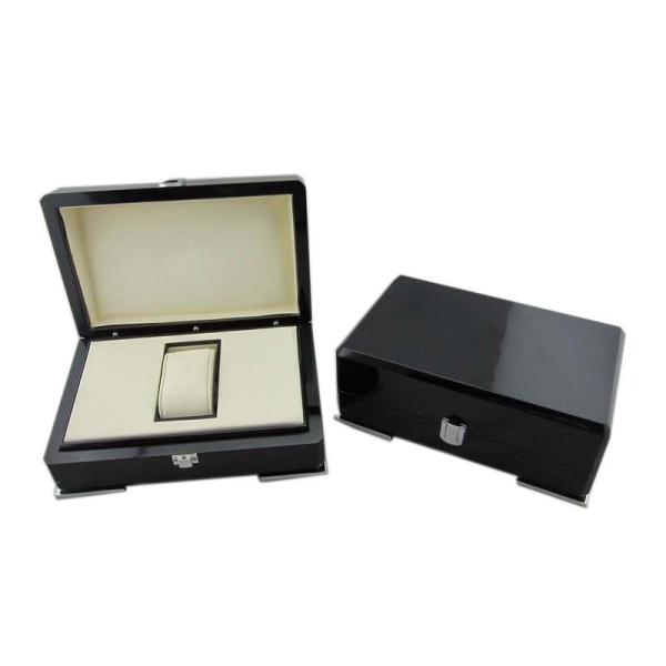 Buy new leather wood watch box hot with tight lock at wholesale prices