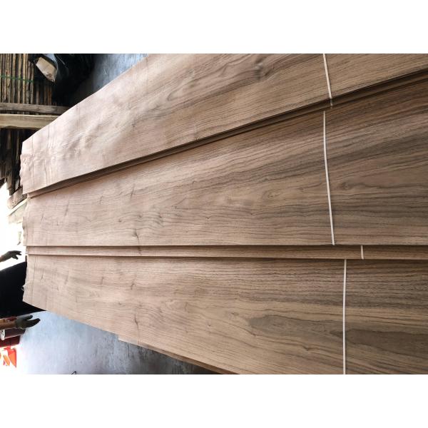 Natural veneer clear texture mountain pattern black walnut veneer for Interior decor plywood face board