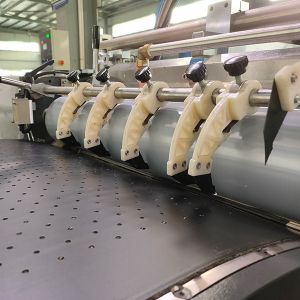 High-Precision Automatic Visual Positioning Box Manufacturing Machine With