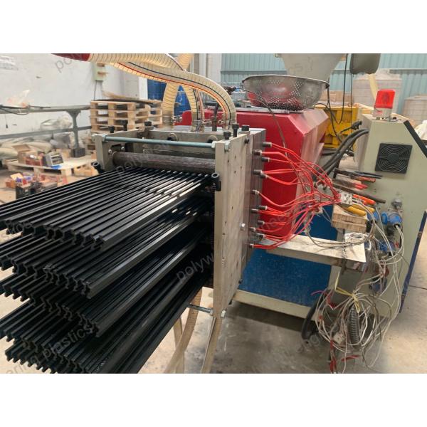 Black Color Thermal Glue Strip With Density 1.25-1.35 g/cm3 For Aluminum Windows And Doors