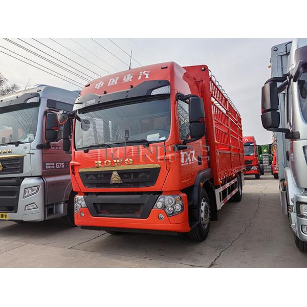 Chinese Sinotruk HOWO TX 4X2 6 Wheeler Fence Cargo Truck for Sale