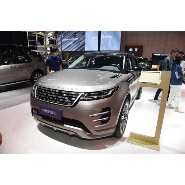 Land Rover Range Rover Evoque SUV with Macpherson Front Suspension and Touch Screen