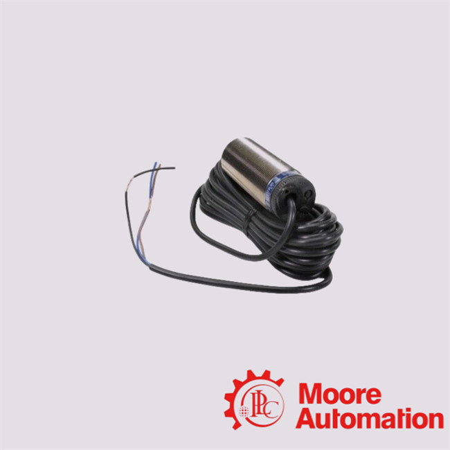 XSAV11373 Schneider Proximity Sensor 4lbs