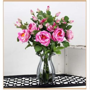 Artificial Red Roses