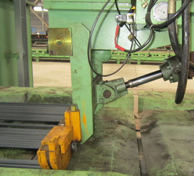 Buy High Precision Steel Shear Cutter Machine Customized Weight at wholesale prices
