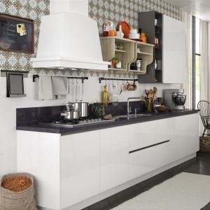 China Modern Apartment Kitchen Cabinet with Optional Appliance Home Storage on sale