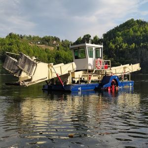 Quality Waterweed Harvesting 16h Aquatic Plant Harvester For River Maintenance for sale