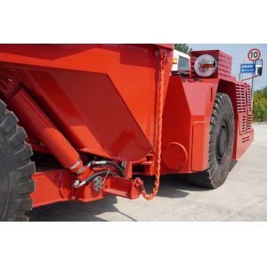 Heavy Duty St30 Mine Tunnel Using Underground Dump Truck