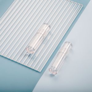New design lip gloss tubes transparent cosmetic container cute lip gloss