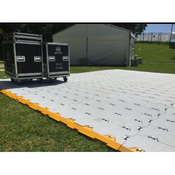 Portable plastic event flooring,stadium floor,turf protection systems&mats can be used for protecting the grass