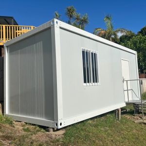 Quality Prefabricated Mobile Modular Container Homes Customized and Breathable for sale