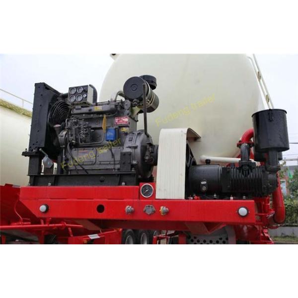 3 Axles Cement Bulk Carrier Truck 4 mm Steel Tanker Body 35m³ Payload