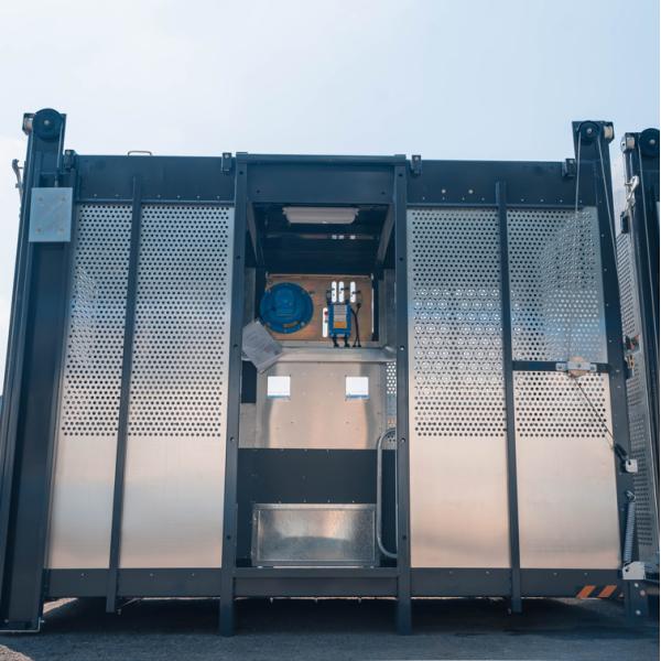 Buy New Sc200 Building Elevator Lift Construction Hoist at wholesale prices