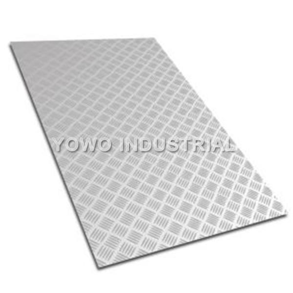 Buy Patterned 3.0mm 1060 1070 Aluminum Checker Plate at wholesale prices