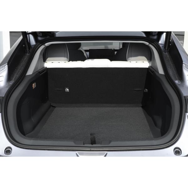 High Speed Pure Electric Sedan Dongfeng Yipai 007 5-door 5-seat Body Structure and 2915mm Wheelbase