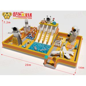 Alien Commercial Water Park Inflatable Jumping Castles For Sale