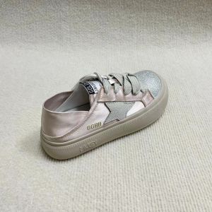 Classic Platform Sneakers Women Round Head And Thick Soled With Silk Surface