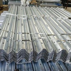 Customized Galvanized Steel Crash Barrier Q235 Q345 Highway Guardrail Steel
