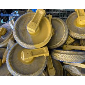 SK200-8 PC200 E320 EC210 D6D D85 Excavator Track Roller Bulldozer Front Idler /