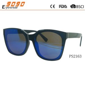 Sunglasses in fashionable design,made of plastic and mirrored lens ,suitable for