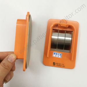 Nihon Kohden TEC-7631 Defibrillatror ND-611V Paddle Pad Electronic Pole Adult