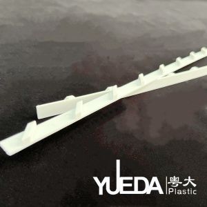 Quality Abrasion Resistance PVC Plastic Profiles White Louver Profiles High Durability for sale