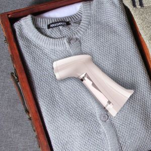 80ML Water Tank Capacity Electric 1000W Mini Garment Steamer for Travelling and