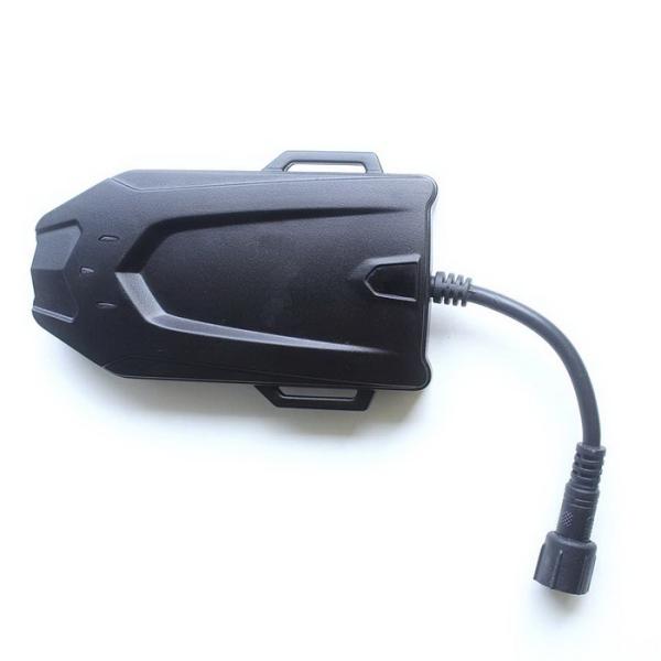 New IP66 Waterproof 3G WCDMA Vehicle GPS Tracker Realtime Locate GPS locator Remote cut oil or circuit supported