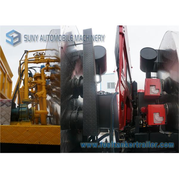 HOWO Road Synchronous Chip Sealer 6000L With ZZ1257M4641W Chassis