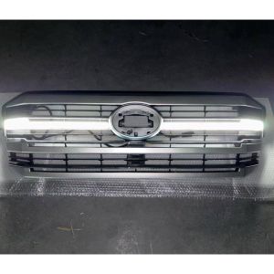 China 5310160450 Toyota ABS Plastic Front Grille Radiator Grill With Led Light OEM 5310160450 on sale