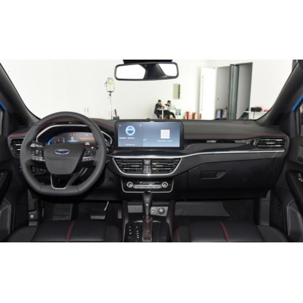 Focus 2022 three-compartment EcoBoost 180 automatic ST Line 4 door 5 seat sedan
