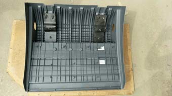 Buy REAR MUDGUARD RH - Крыло заднее правое at wholesale prices