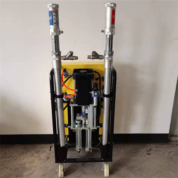Yellow Polyurethane Spray Machine 4500W×2 Small Spray Foam Machine