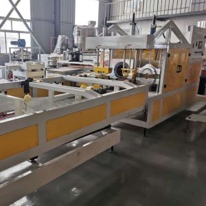 Extrusion Molding Twin-Screw PVC Pipe Extruder Machine from Professional