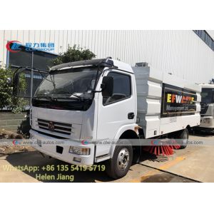 Dongfeng 4x2 LHD Diesel Engine Vacuum Road Sweeper Truck
