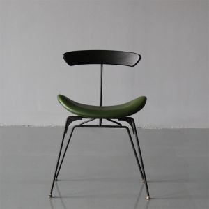 Nordic Style Windsor Leather Dining Chairs Moon Shape Solid Wood Backrest